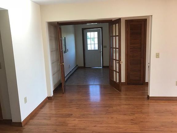 entrance/french doors