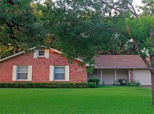 1312 Ridgewood Ter, Arlington, TX 76012