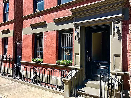 Rented by LJ Sloane Management | media 10