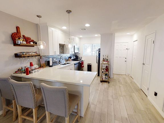 3rd image of 4701 N 68th St Unit 118