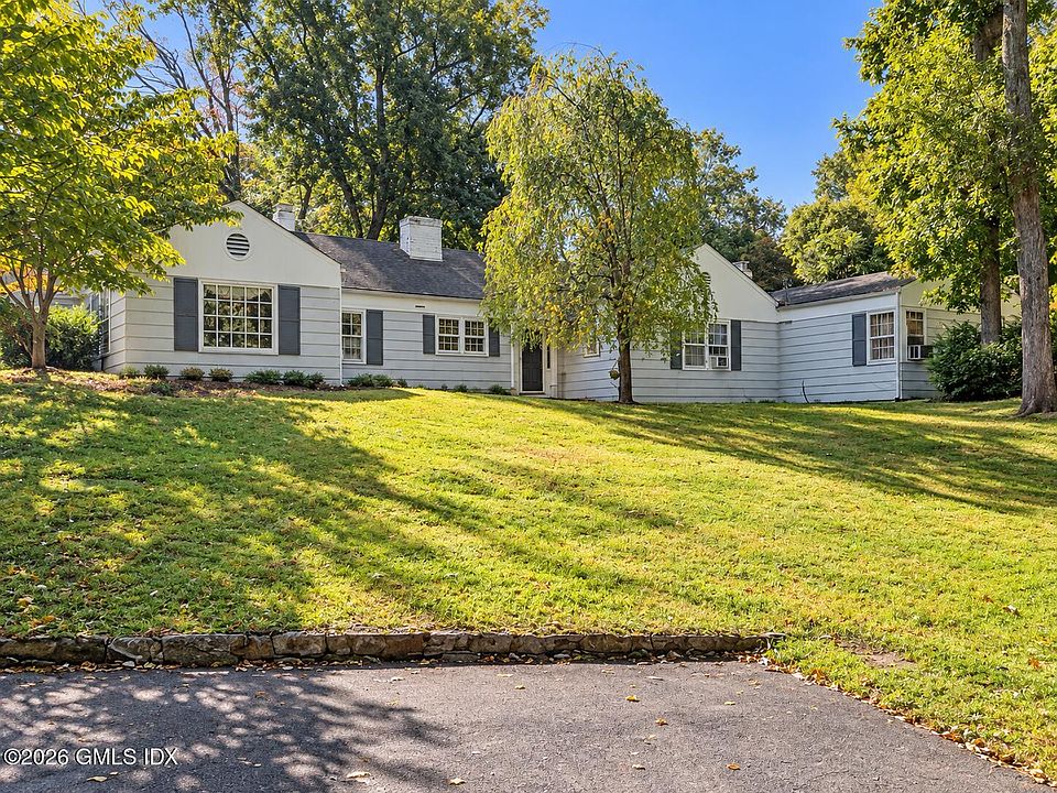 1st image of 7 Flower Ln