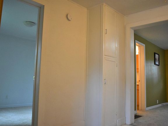 5th image of 1652 S 13th St W #B