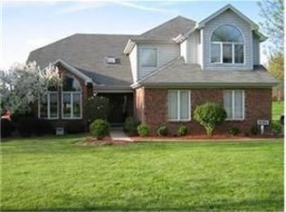 6184 Cedarbluff Ct, Cincinnati, OH 45233