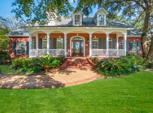 3518 Montgomery Ln, Pascagoula, MS 39567