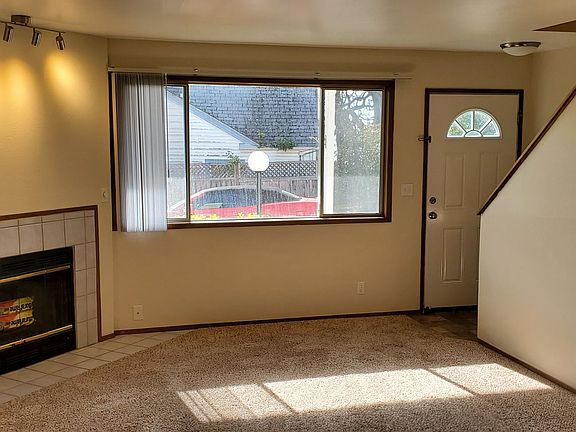 5th image of 850 SE Midway Blvd APT 1