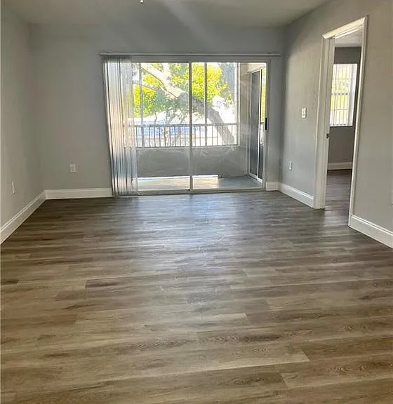 2820 N Oakland Forest Dr #203 — Photo 6