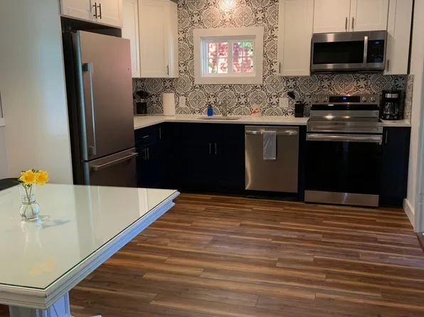 22 Maple St, Biddeford, ME 04005