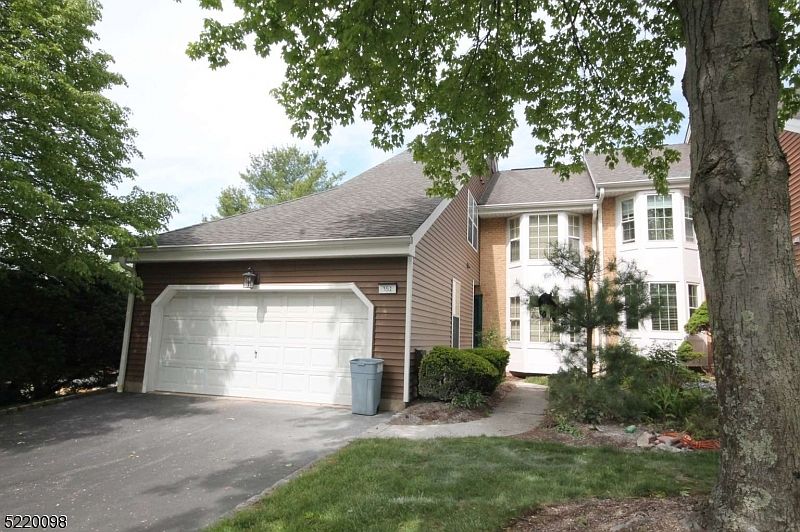 1st image of 351 Stiles Ct