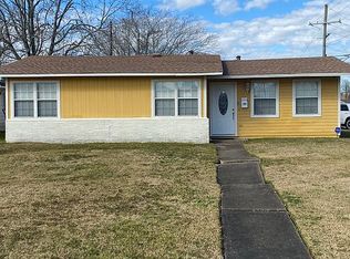 3795 W Lynwood Dr, Beaumont, TX 77703