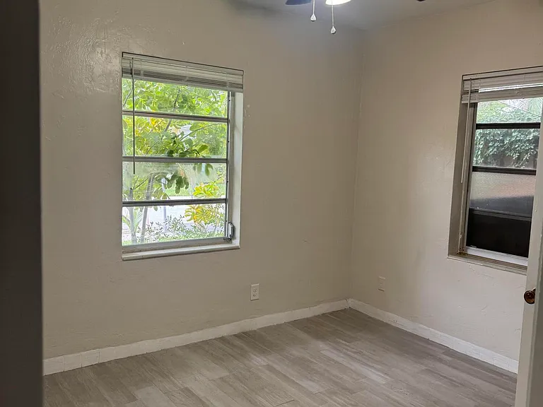 510 Hibiscus Ave — Photo 5