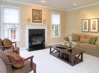 3053 Spencer Hill Ln, Cincinnati, OH 45226