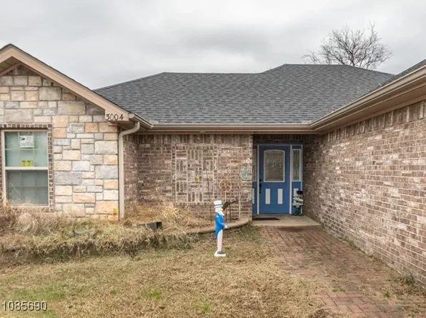 3004 N 26th St, Fort Smith, AR 72904