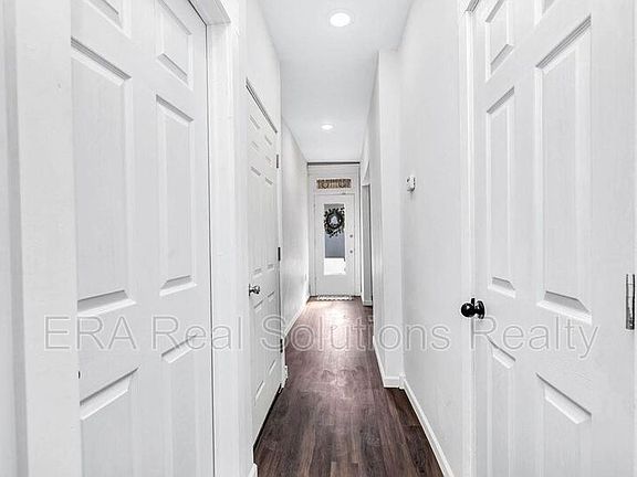 4th image of 2558 Warsaw Ave #3