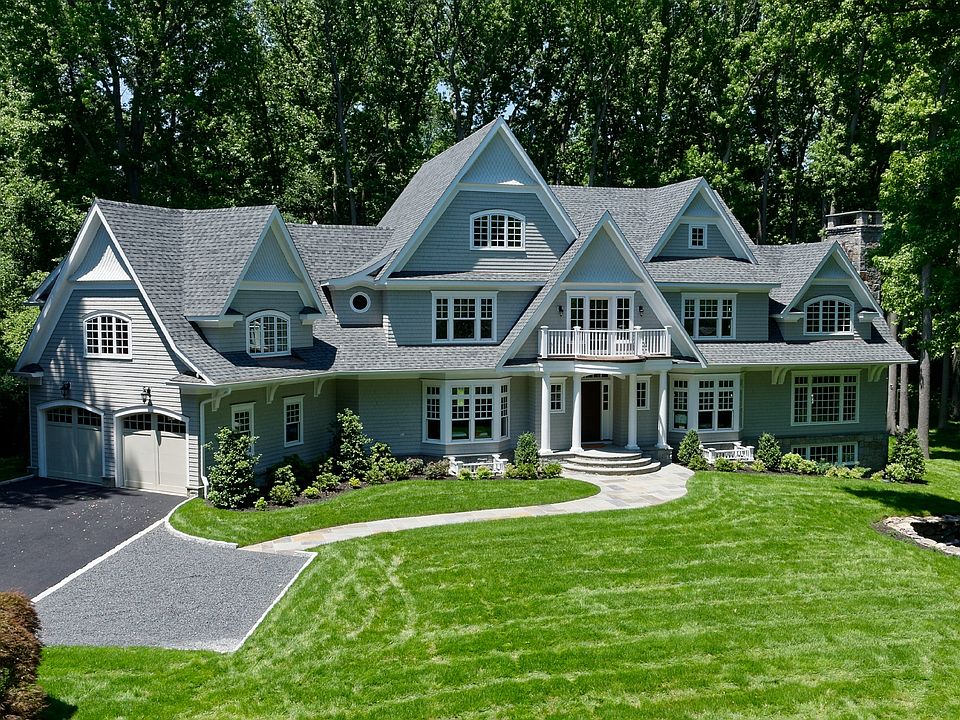 1st image of 980 Forest Ave