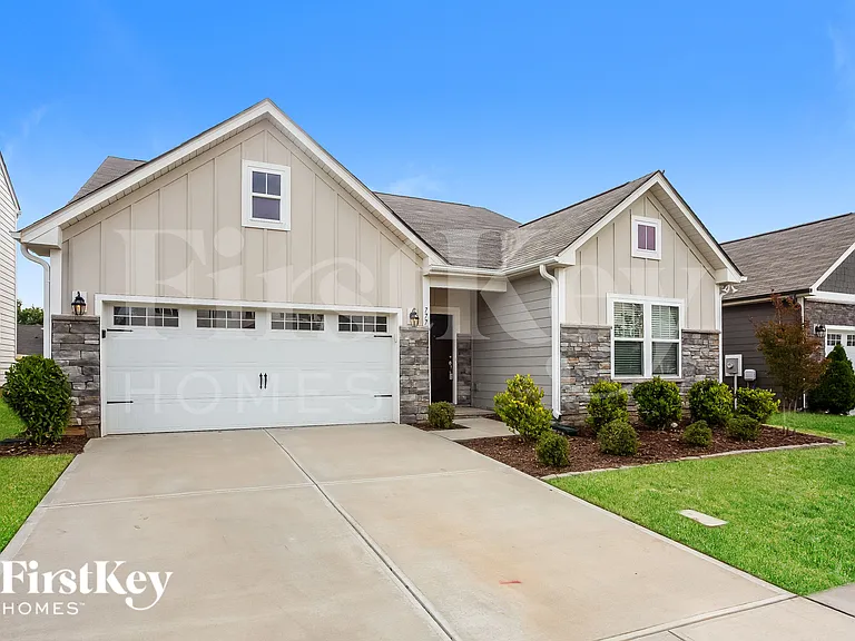 777 Alexander Commons Dr — Photo 2