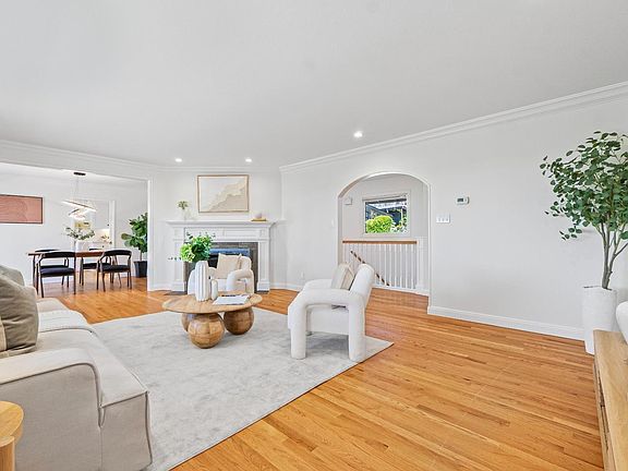 4th image of 2025 Braemar Rd