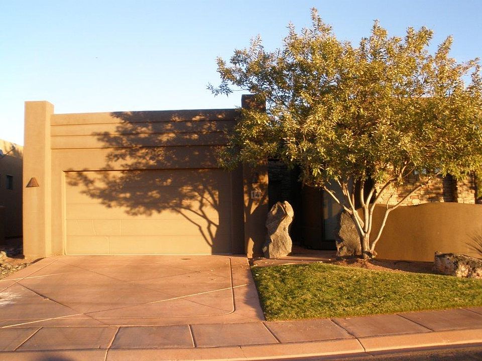 Front of the house and 2 car garage