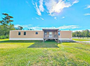 653 E Bayou Rd, Belle Chasse, LA 70037