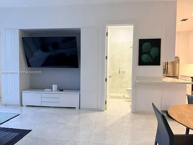 881 Ocean Dr #L2 — Photo 8