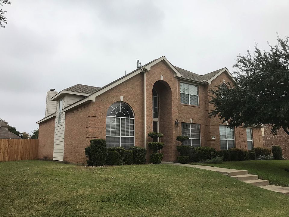 1st image of 3521 Brewster Dr