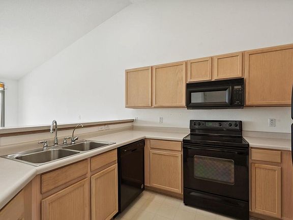 4th image of 2152 Newbury LANE