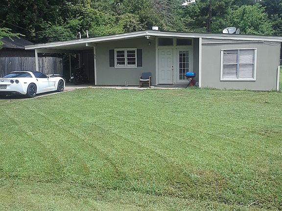 driveway and carport parking