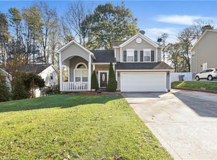 8100 Chestnut Ridge Dr, Charlotte, NC 28215