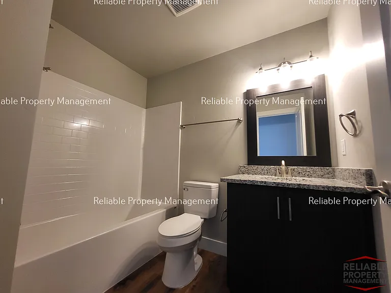 1610 Hannah Ln — Photo 8