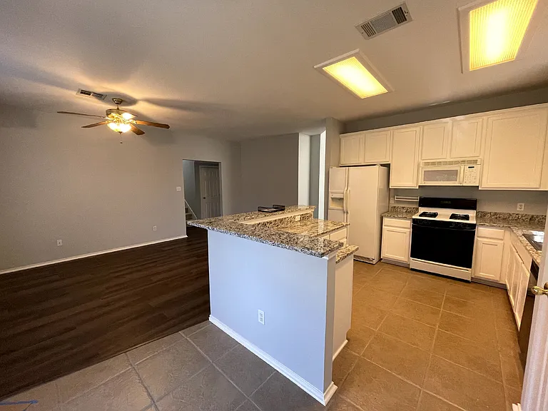 3621 Bratton Heights Dr — Photo 6