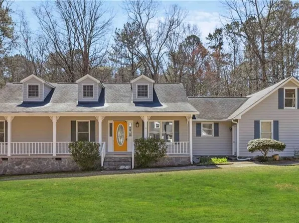250 Felton Dr, Fayetteville, GA 30214