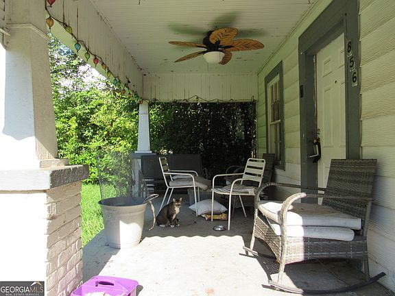 3rd image of 856 Grady St S