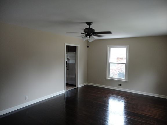 3rd image of 1751 S Kenmore Dr