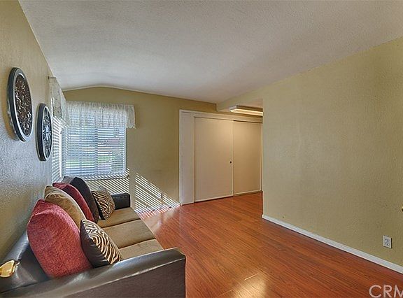 4th image of 15236 Elmbrook Dr