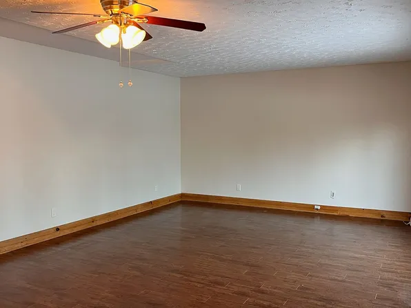 115 Church St N #1, Parry Sound, ON P2A 1Z7