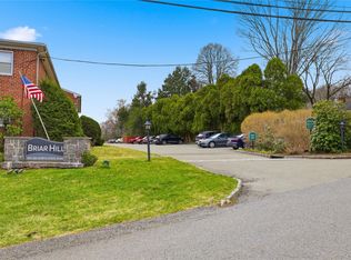 352 N State Road #1H, Briarcliff Manor, NY 10510