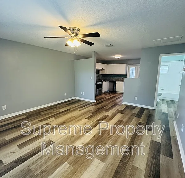 5021 Burlington Ave N — Photo 3