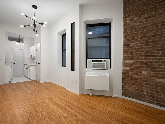 2nd image of 406 W 48th St APT 1FW