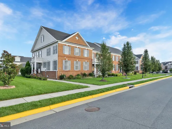 23366 Longollen Woods Ter, Ashburn, VA 20148