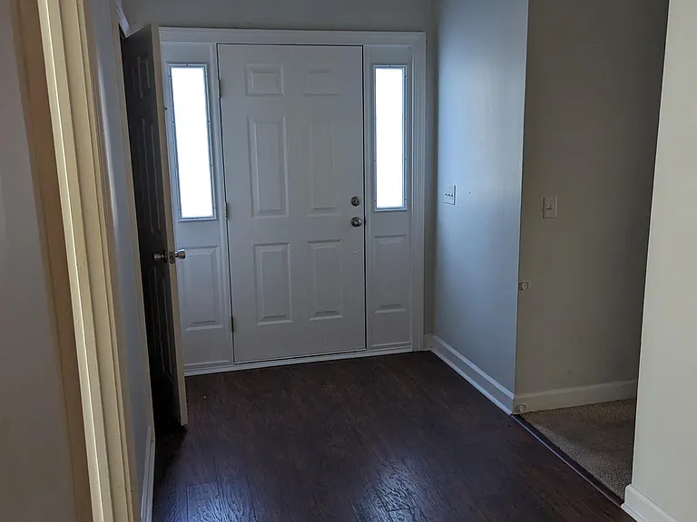 340 Saddlebrooke Rd — Photo 3