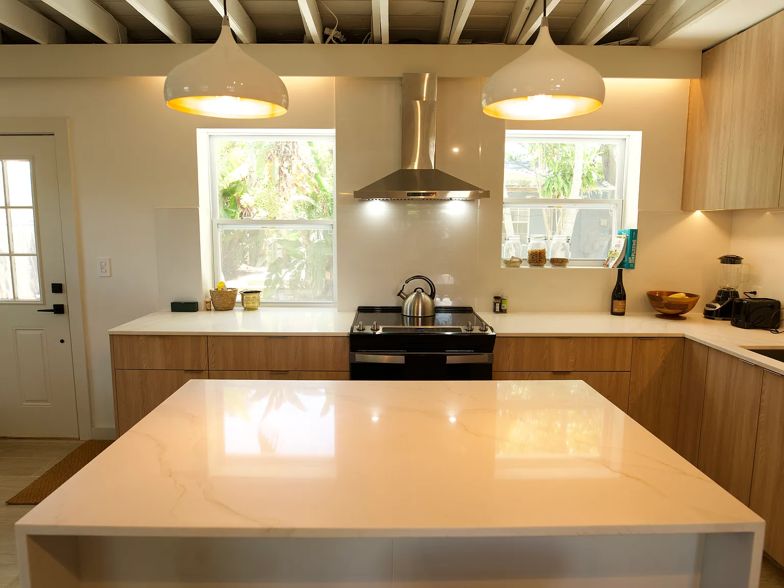 1 bed, 800 sqft, $2,800 — Photo 2
