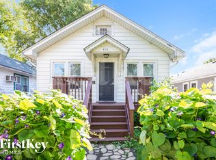410 Bangs St, Aurora, IL 60505
