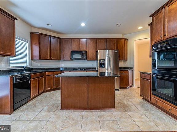 5th image of 42424 Great Heron Sq