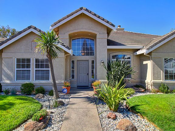 3rd image of 3031 Whitewood Dr