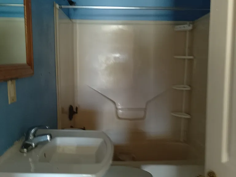 5633 Humbert Ave — Photo 5