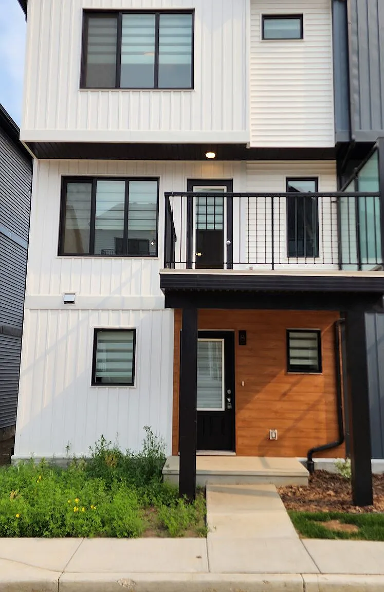 850 Secord Boulevard Northwest 8, Edmonton, Alberta, Canada, T5T 7R9 — Photo 1