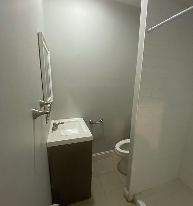 2nd image of 232-234 Hanover Pl Unit 1
