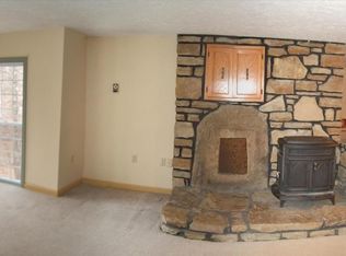 516 Upper Schooner Rd, Nashville, IN 47448