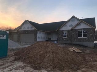 245 Longleaf Pine Dr, Festus, MO 63028