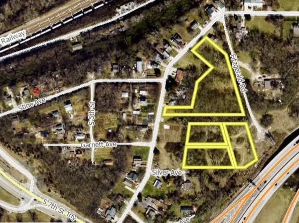 417 Shawnee Rd, Kansas City, KS 66103