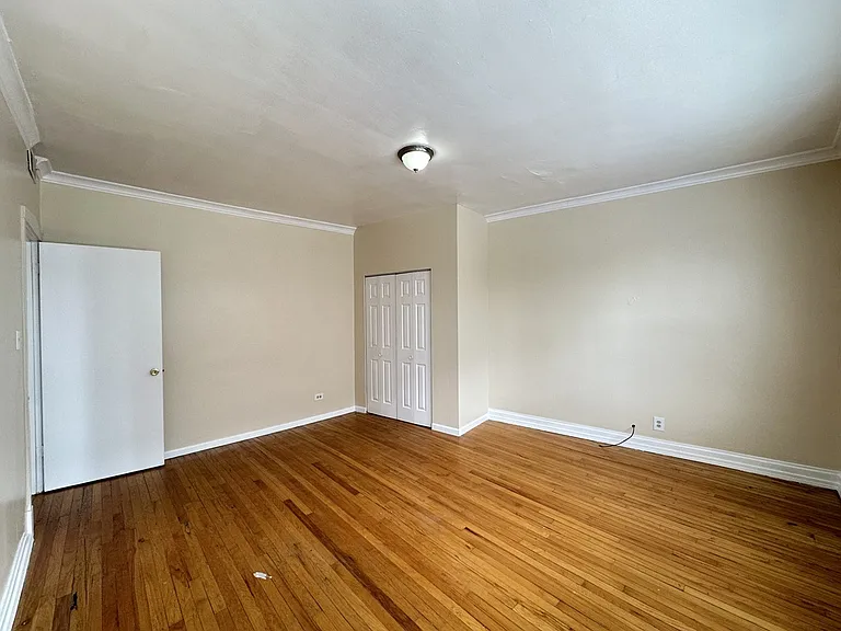 1670 W Pratt Blvd #3 — Photo 13